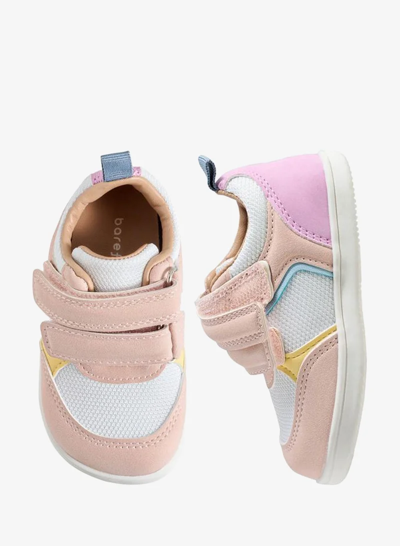 بيرفيت حذاء رياضي بناتي بشريط لاصق